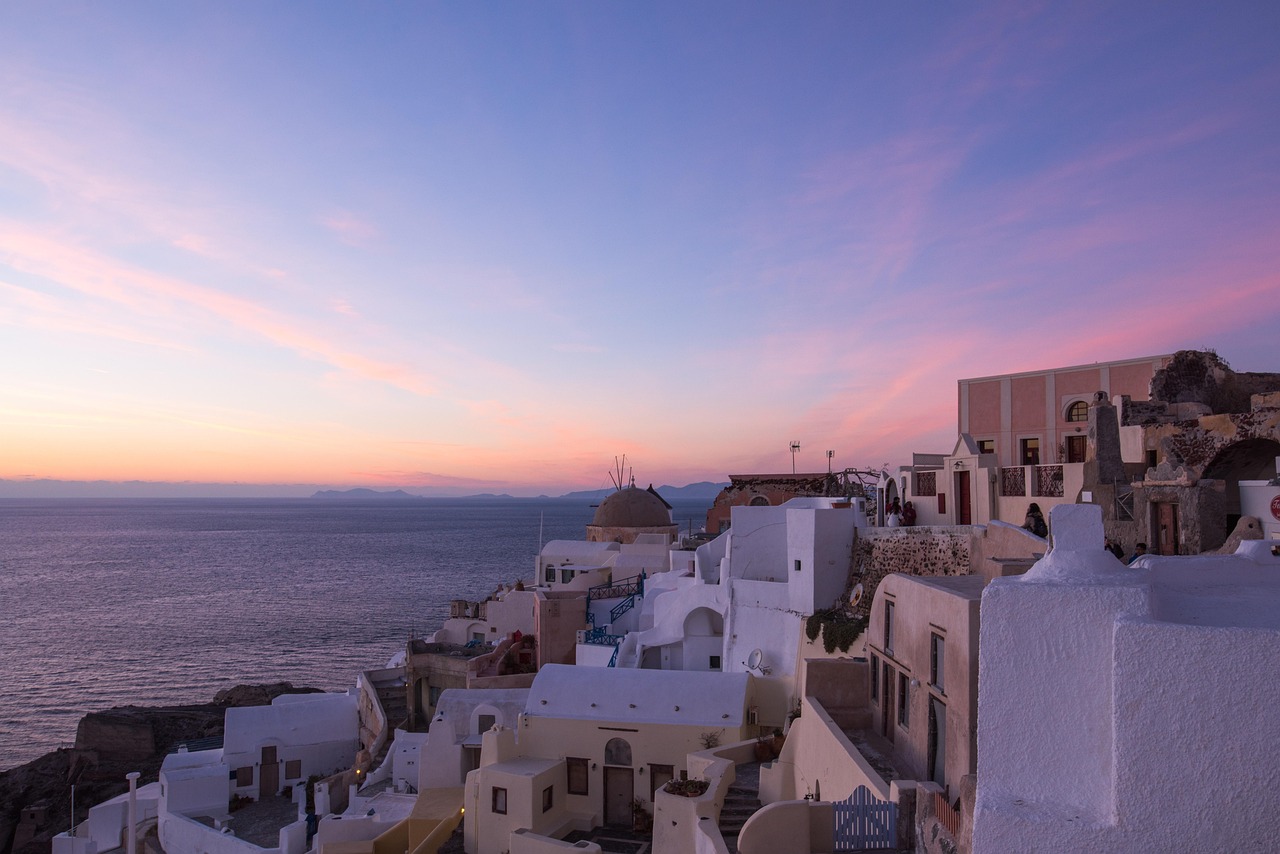 santorini sunset magic hour oia